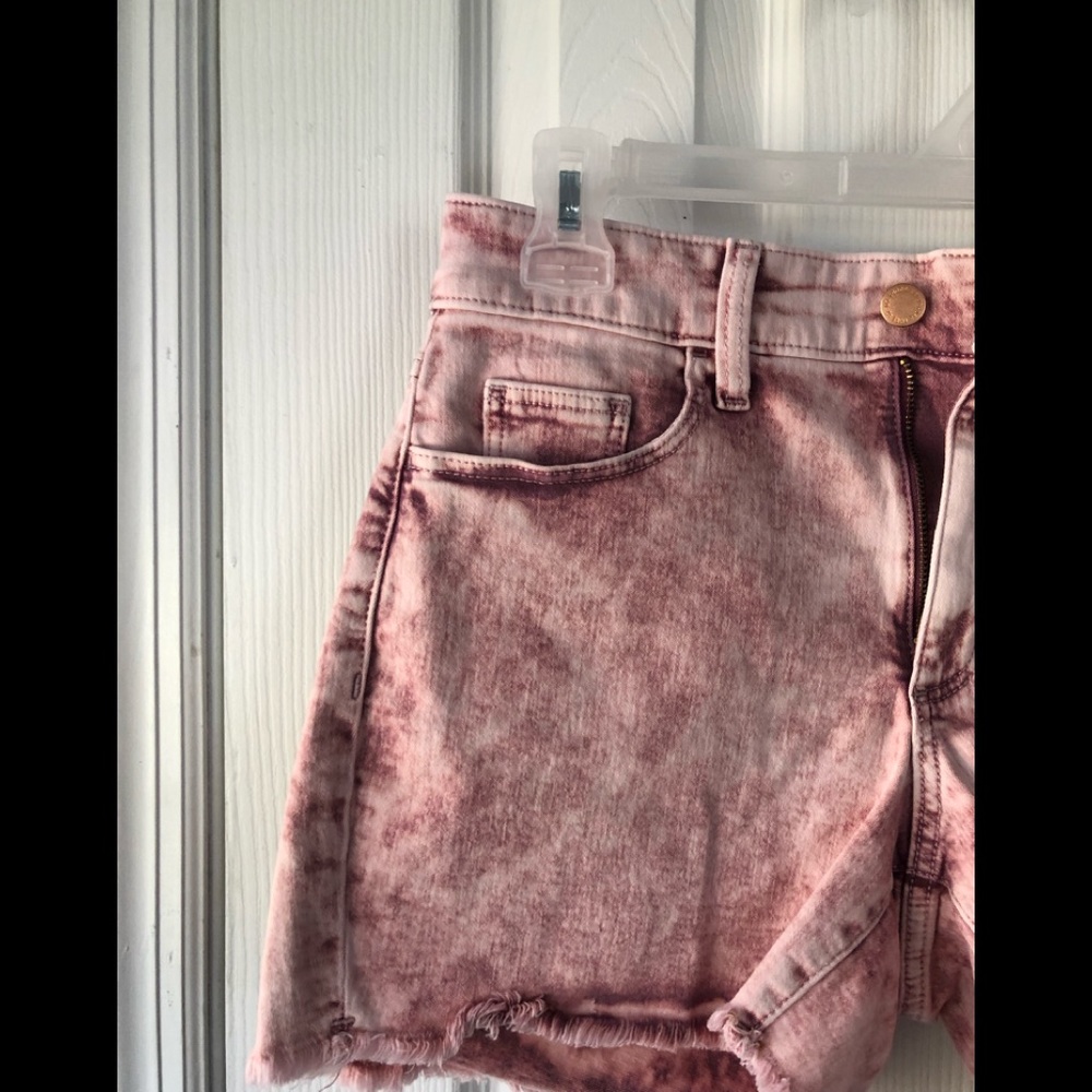 High Rise Midi Shorts - Picture 2 of 8